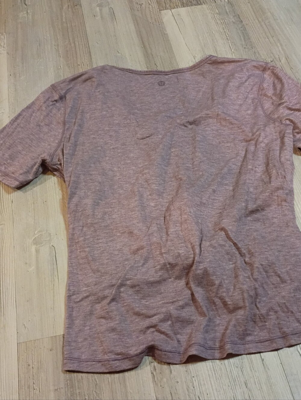 Lululemon - Picture 4 of 5